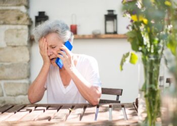 oszustwa na seniorach