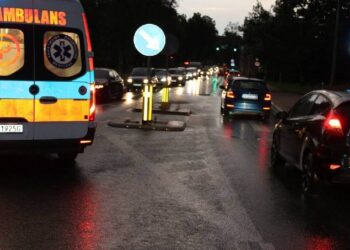 potracenie pieszego na przejsciu w Tarnowie