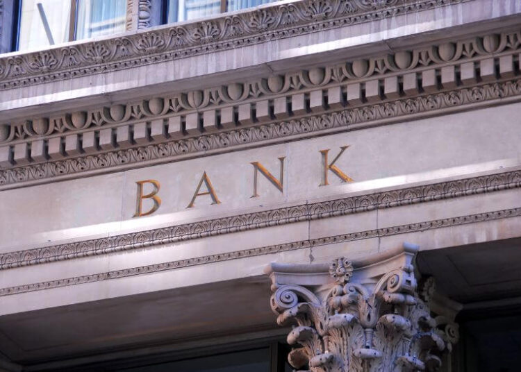 grozba wysadzenia banku w Tarnowie